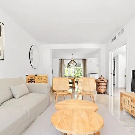 Fantastic 3 Bedroom Townhouse Naranjos Rdr424 *