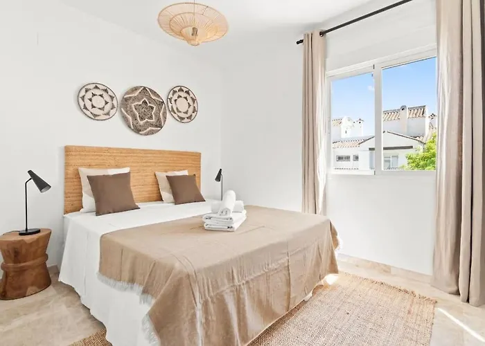 Fantastic 3 Bedroom Townhouse Naranjos Rdr424